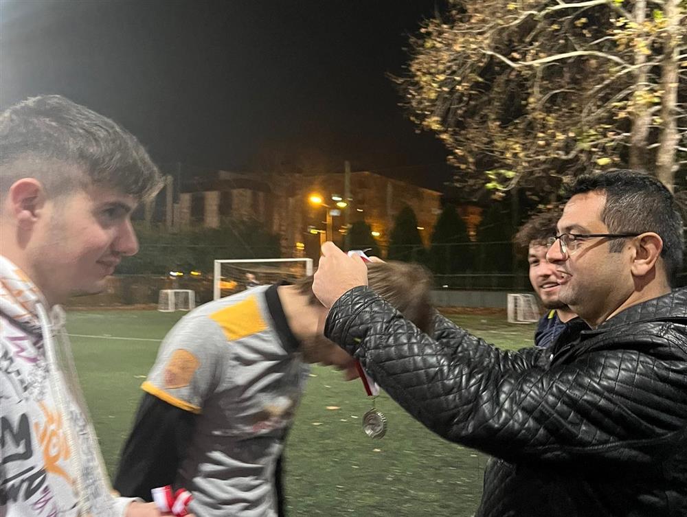 GENÇ İMO HALI SAHA 3.jpg