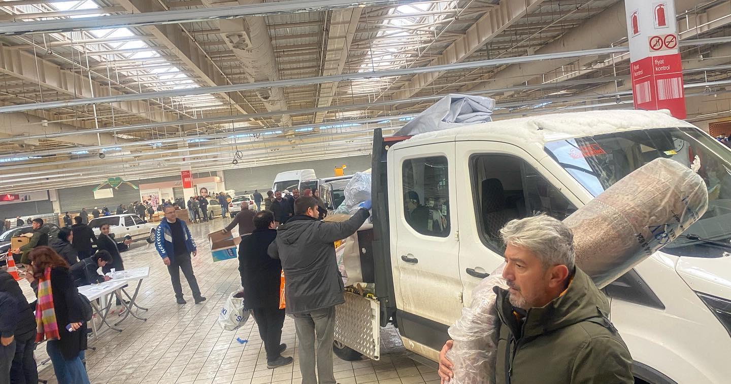 deprem yardım 4.jpg
