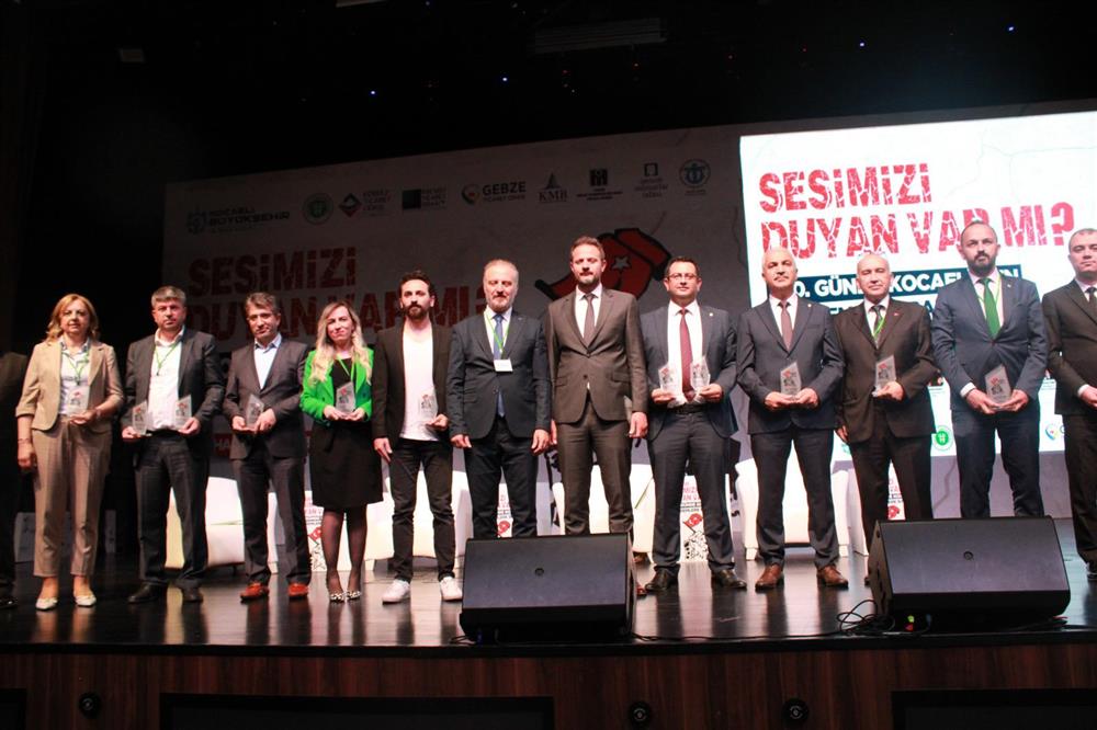 SESİMİZİ DUYAR VAR MI SEMİNER 2.jpg